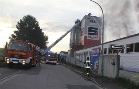 Rauchs Ule War Kilometerweit Zu Sehen Galvanik Halle In Roding Brannte