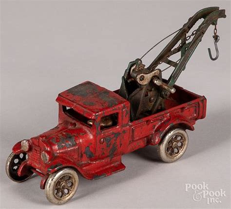 Reproduction Arcade Cast Iron Wrecker Sold At Auction On 24th February