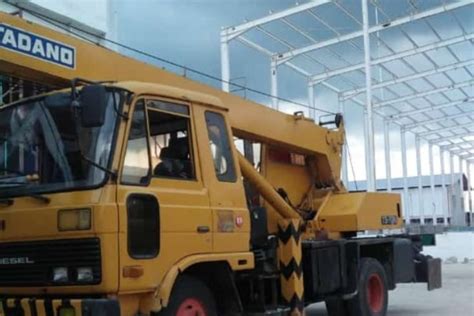 Keuntungan Menggunakan Crane Dalam Proses Pendirian Bangunan Sewa