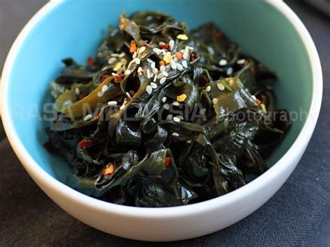 Kombu Seaweed Salad