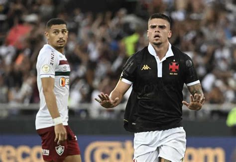 Gabriel Pec Comemora Seu Momento No Vasco E Dedica Gol Ao Pequeno Gui