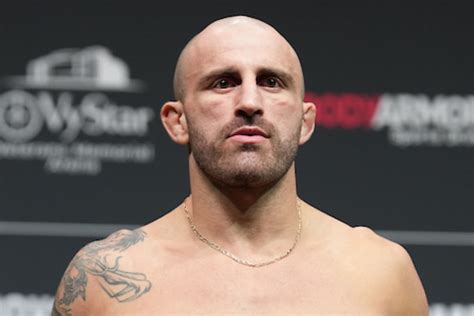 Dana Refuerza Posici N Y Nombra A Volkanovski Como El Primer Retador Al