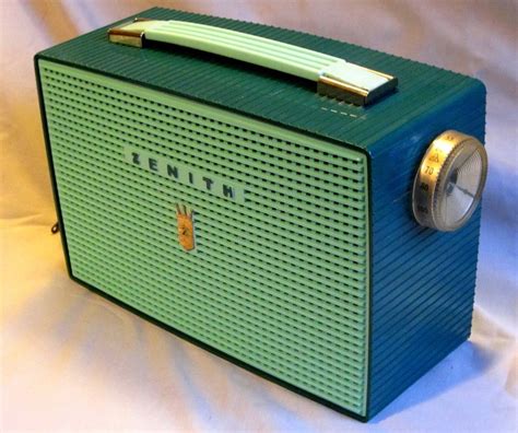 Zenith Vintage Portable Tube Radio With Hunter And Seafoam Color Case 50s