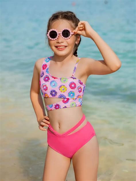 Conjunto de bikini con corte y estampado de donas para niña preadolescente para playa de verano