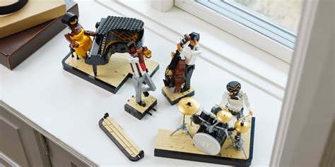 LEGO Jazz Quartet launching next month with 1,606 pieces - 9to5Toys