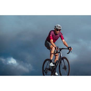 Castelli Aero Race 6 0 Kurzarmtrikot Herren Bordeaux 421 BIKE24