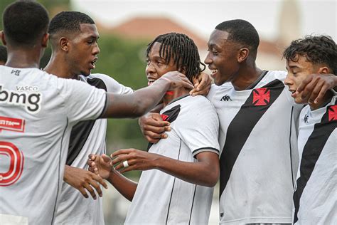 Vasco Surpreende E Vence O Flamengo De Novo Na Copa Do Brasil Revista