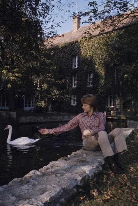 Photo En France Dans L Essonne Claude Fan Ois Chez Lui Au Moulin