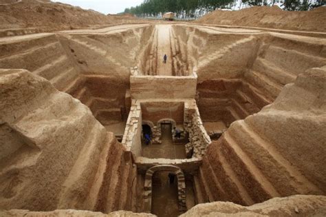 Archaeologists Announce Rare Discovery Of More Than 100 Han Dynasty