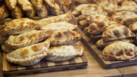 Empanadas Siete Curiosidades En Boca De Un Cocinero Para Hacer Un