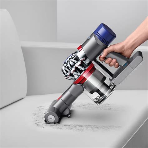 Dyson V8 Reviews and Absolute Comparison