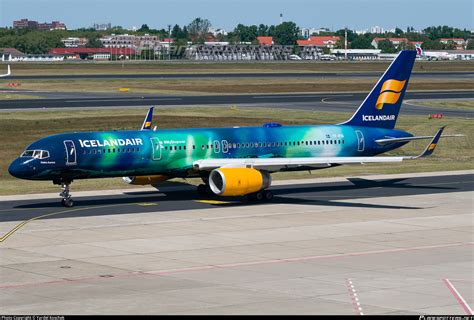 Tf Fiu Icelandair Boeing Wl Photo By Yardel Koschek Id