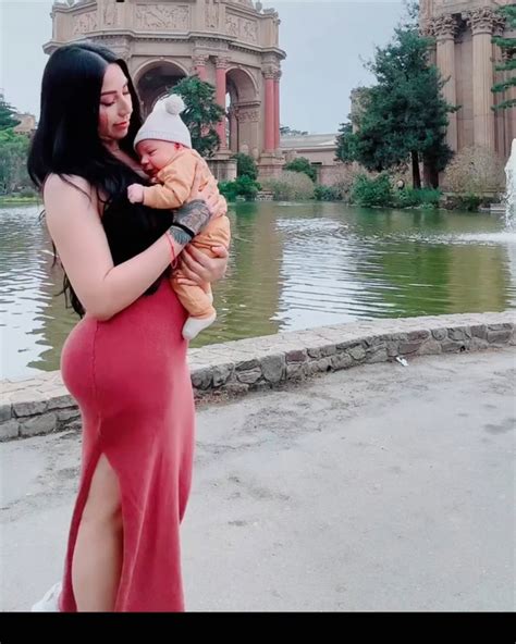 Ale - Cuando le encuentras sentido ala vida ️🤱 | Facebook