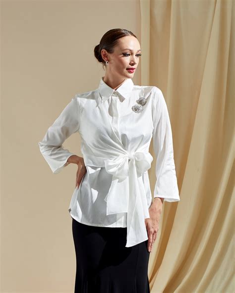 Winona White Tie Front Shirt Blouse V A R I A N T E