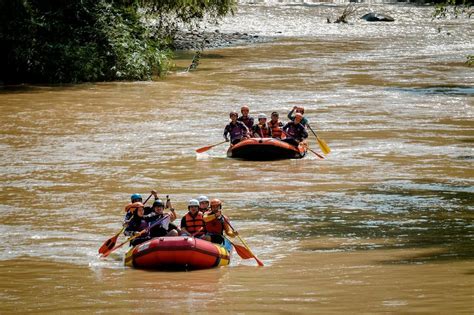 Siaran Pers Menparekraf Jajal Atraksi Baru Wisata Arung Jeram Desa