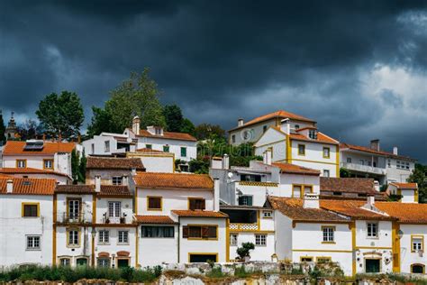 Casas Tradicionais Em Constancia Portugal Foto De Stock Imagem De