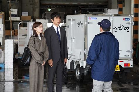 【写真 1112枚】日本テレビ提供 真犯人フラグ：第2話 芳根京子が西島秀俊の家族捜索に協力へ マスコミの攻勢激化 「旦那サイコパス説」流布