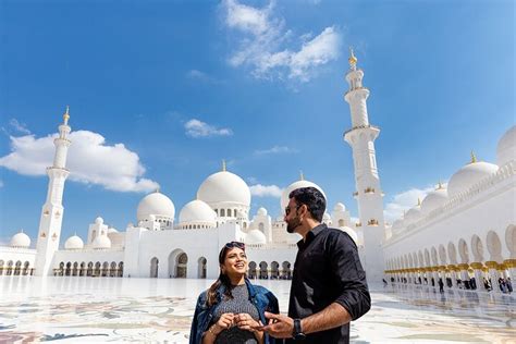 Abu Dhabi Day Tour Explore Modern Urbanism And Heritage With Sheikh