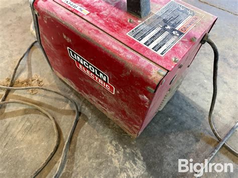 Lincoln Weld Pak 100 Gasless Welder Bigiron Auctions