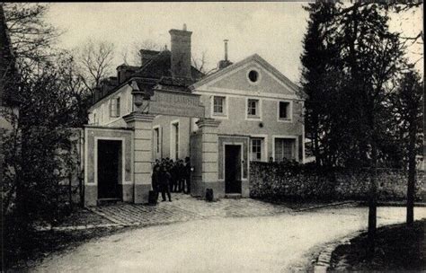 Ak Champagne Sur Seine Seine Et Marne École Lafayette Entrée