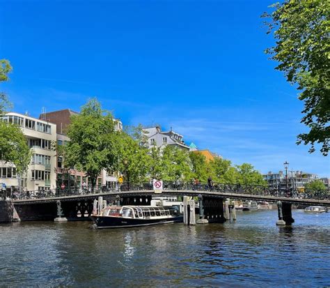 Amsterdam: Canal Cruise & Keukenhof Ticket With Shuttle Bus