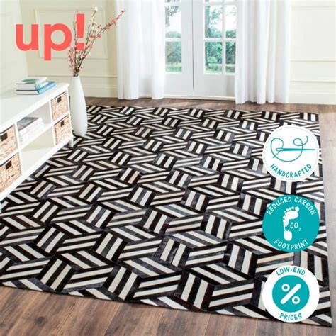 Black and White Geometric Rug | Upcycle Refinery | Free Worldwide Shipping