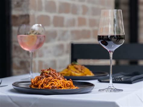 Dante’s River Oaks Review - River Oaks - Houston - The Infatuation