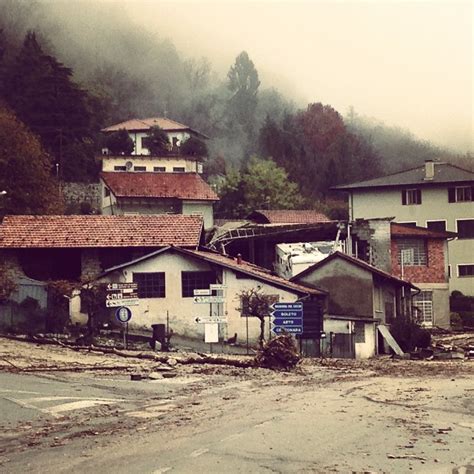 Maltempo Masso Precipita Su Strada Nel Torinese Isolato Ribordone