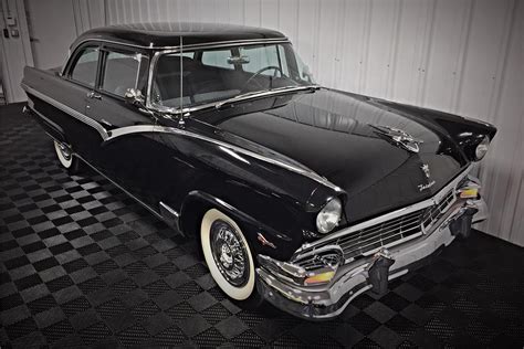 1956 Ford Fairlane Club Sedan