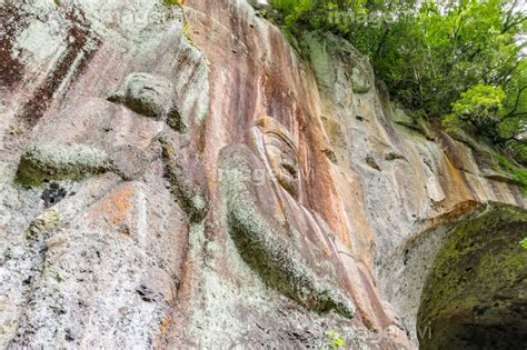 【普光寺磨崖仏 大分県豊後大野市】の画像素材31665340 写真素材ならイメージナビ