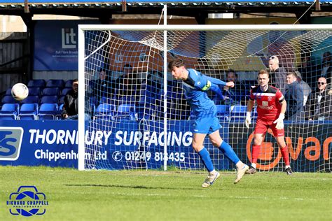 Gallery Vs Hampton Richmond Borough Th April Chippenham