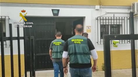 La Guardia Civil Esclarece Varios Delitos Cometidos Por Estafas