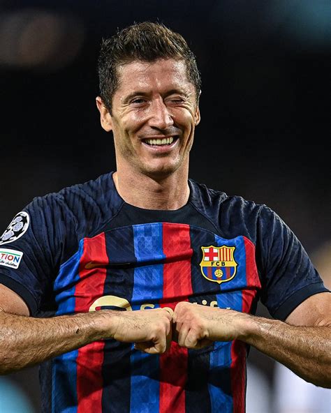 Robert Lewandowski Scores His First Hat Trick For Barcelona B R