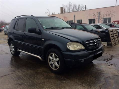 Dezmembrez Mercedes M Class W Suv Piese Auto Sh Originale