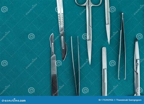 Basic Surgical Instrument Scalpel Forceps Tweezers Scissors Spread On