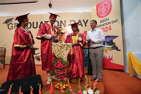 163 students graduate from AIISH; 12 receive gold medals - Star of Mysore