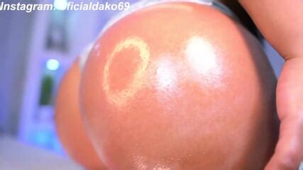 Thick Latina Shaking Ass