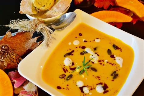 Steirische Kürbiscremesuppe Mit Hokkaido Travelcontinent