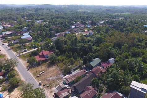 Indonesia unveils site of new capital on Borneo - The Globe and Mail