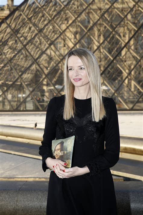 Louis Vuitton y Jeff Koons lanzan una colección inspirada en grandes