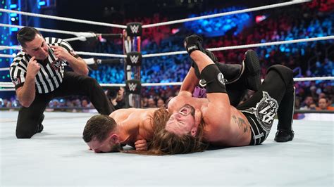 【wwe】元バレットクラブ対決、ajスタイルズがフィン・ベイラーを撃破 プロレス写真ニュース 日刊スポーツ