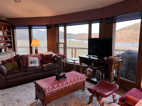 Rivers Edge | Rileys Outfitter