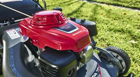 Honda HRU216 Buffalo Pro Self Propelled Mower YARDWORX