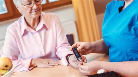 Diabetes En Adultos Mayores VitalAstur