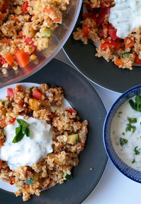 Couscous Gemüse Salat mit Joghurt Minz Dip Vegane Küche