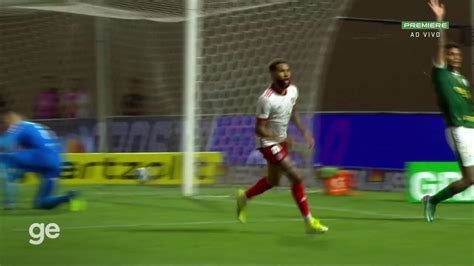 Vídeo Aos 44 min do 1º tempo gol de dentro da área de Wesley do