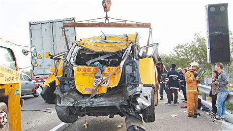 情侶吵架怒拉手煞車 國道1死8傷 好房網news