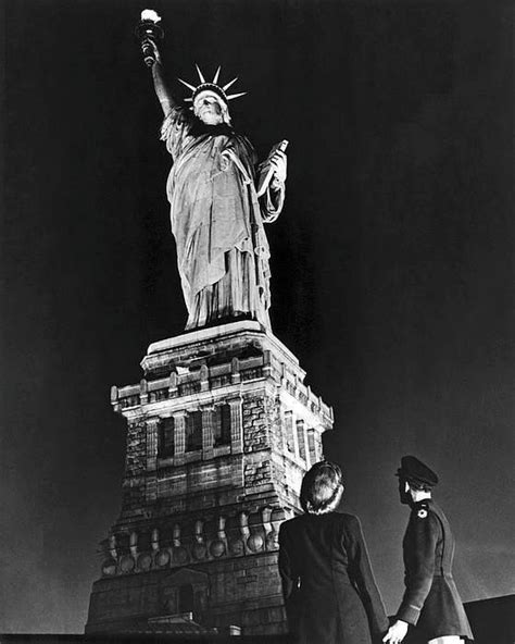 49 best Vintage Statue of Liberty Photos images on Pinterest | Statue of liberty, Statue of ...