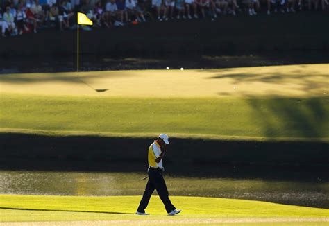 Tiger Woods Falls Back As Jason Day Takes Lead In Second Round At