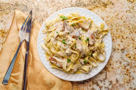 Receita De Macarrão Com Molho De Frango Cybercook